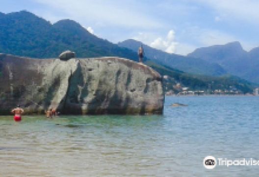 Santo Antonio Beach景点图片