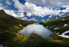 First山-格林德瓦