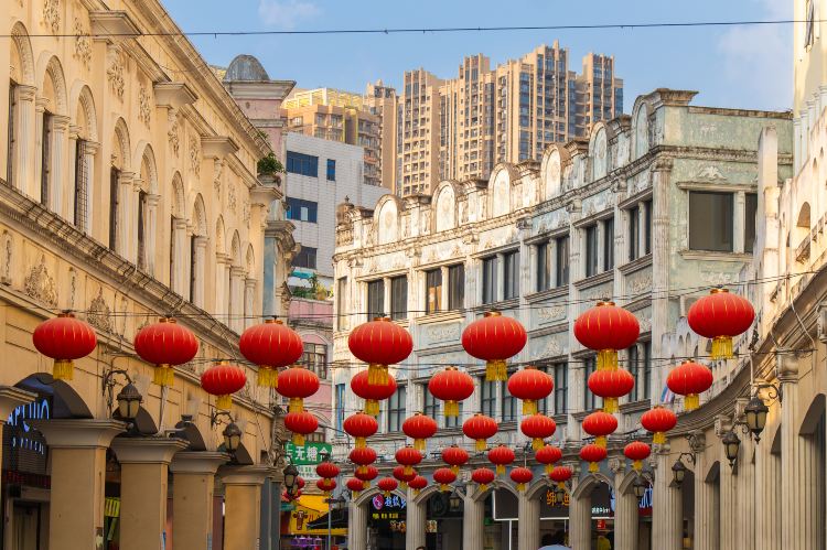 大良华盖路商业步行街