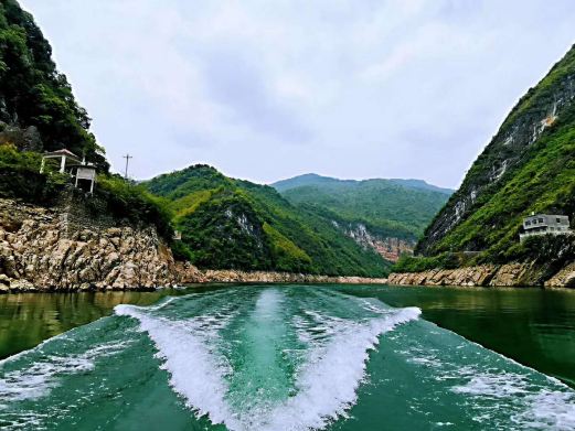 乌江黎芝峡旅游景区