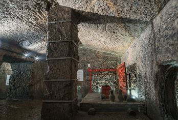 【18人小团】彭城说龟山汉墓深度讲解2小时 【徐州一处你不知道的神秘之处，跟本地大咖导游探秘龟山。】