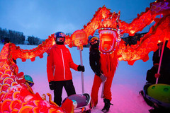 阿斯彭游记图片] 奢华体验 | 舞动雪上中国龙，在美国阿斯本开心过大年！