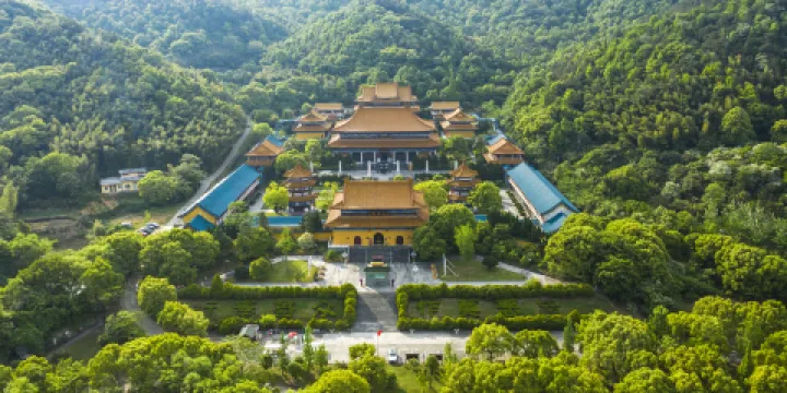 天下玉苑-西隱禪寺