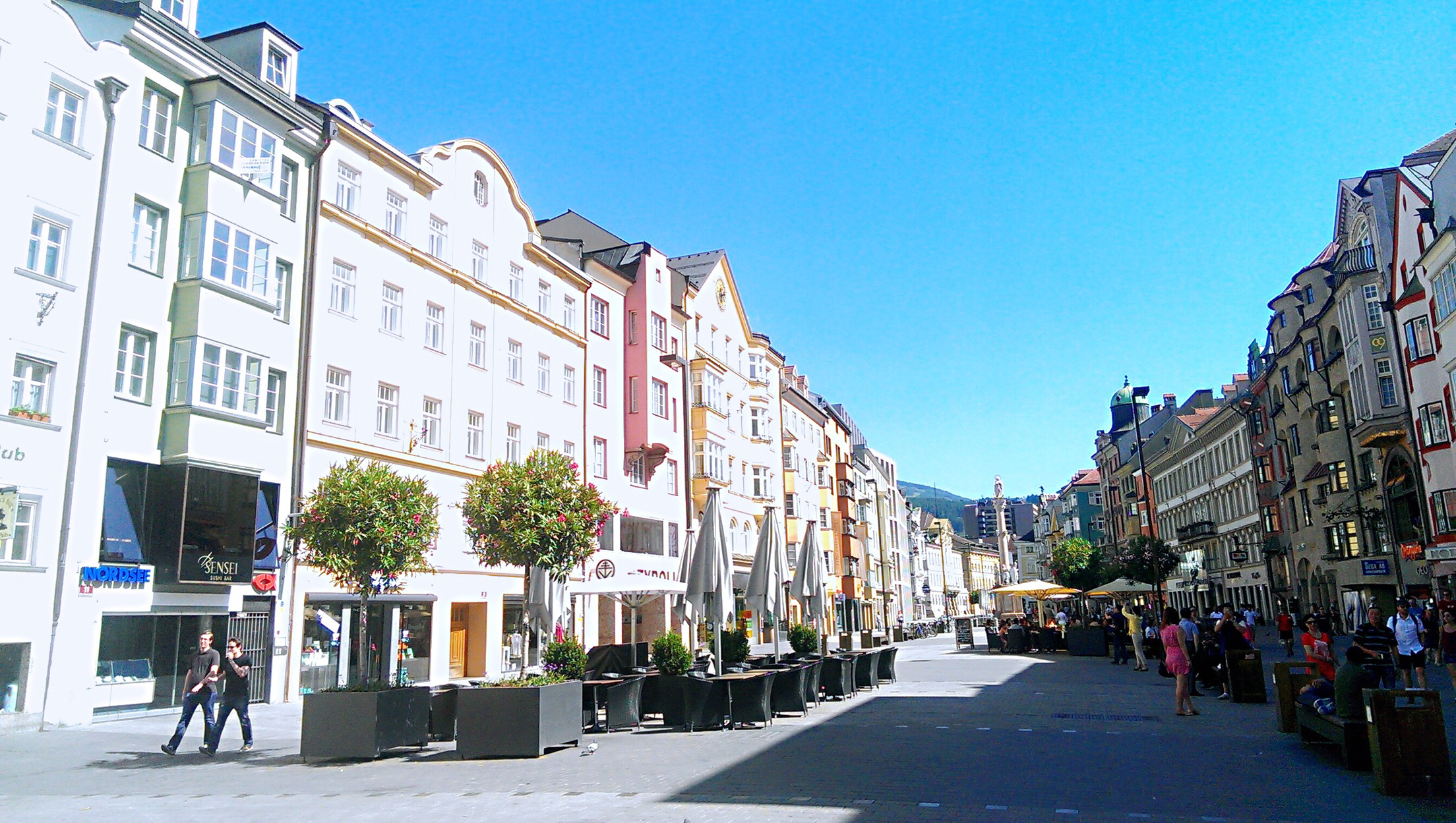 MANNA INNSBRUCK Delikatessencafé餐厅图片