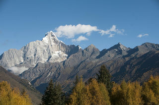 秋日宝藏打卡 | 行走于高山、草甸、雪山、海子间的四姑娘山~