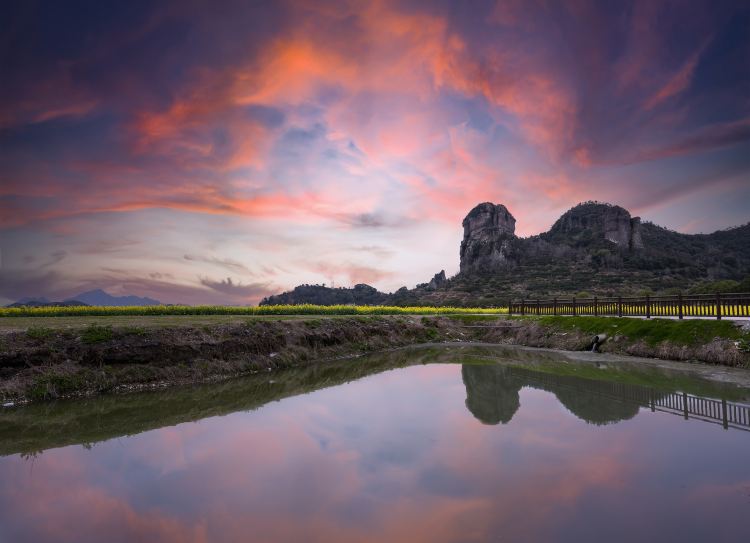 桃渚风景区