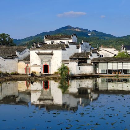 呈坎+西递+宏村景区+屯溪老街2日1晚跟团游