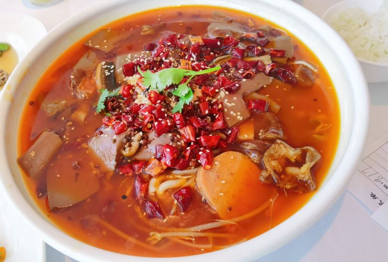 Chinese Restaurant written in Chinese餐厅图片