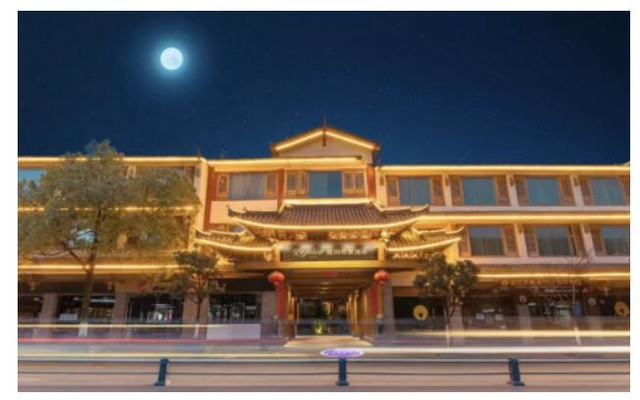 雅阁酒店集团|游览蓝月谷拉市海,丽江别样旅居风景