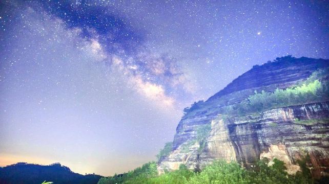 钦州烟霞山风景区
