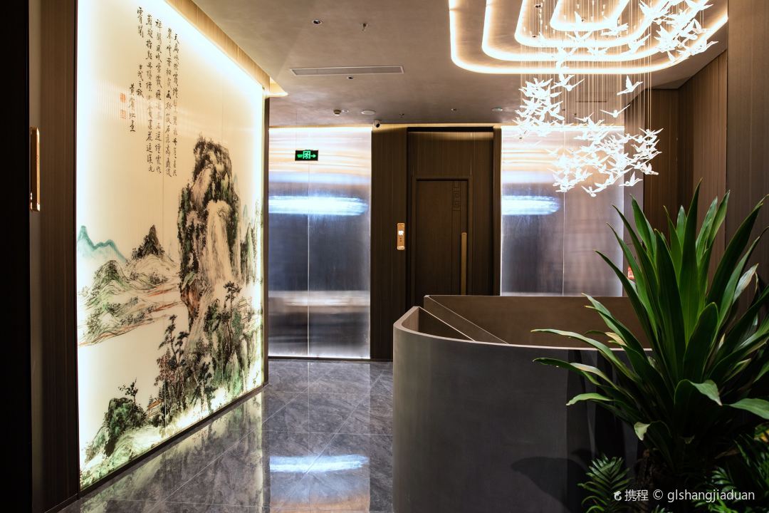 Gallery 4