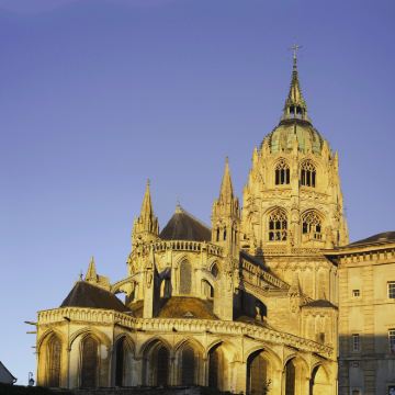 巴黎+巴约+圣米歇尔山+勒芒+图尔12日11晚拼小团