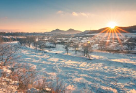 柴河月亮小镇景点图片