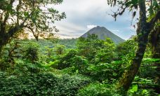 阿雷纳火山国家公园-拉福图纳