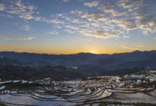 他撒梯田景点图片