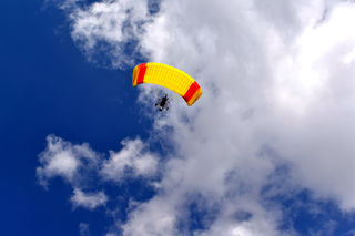 在草原最美的季节，陪你一起看草原