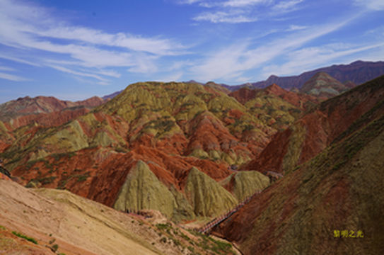 旅游日记--兰州水墨丹霞一日游  作者 黎明之光