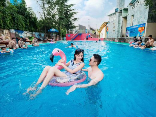 阿酋湾水上乐园