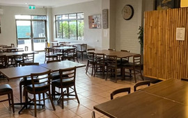 Tattersalls Hotel