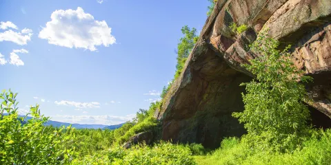 嘎仙洞森林公園