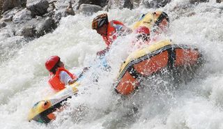 炎热夏季宜昌旅游最好玩一日游的景点推荐,让我们一起漂流吧