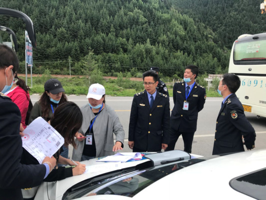 保持高压态势,严打导游违规行为!