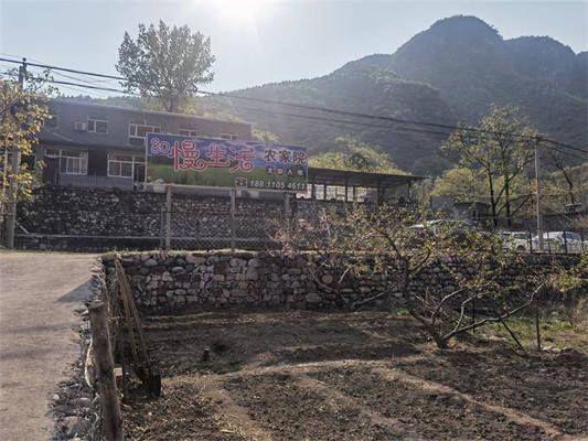 北京十渡80慢生活民宿农家院，拒马河从门前流过，钓鱼纳凉超爽！