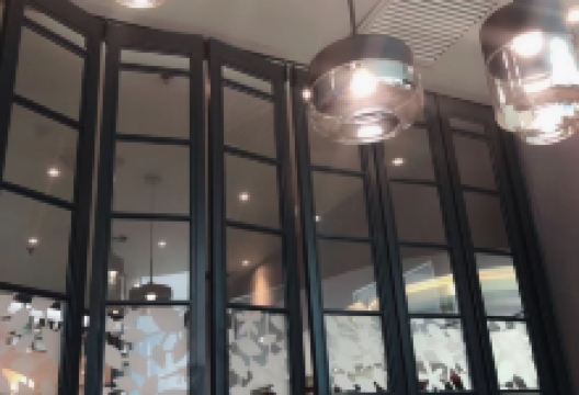 Peacock's Perch Neighborhood美食图片