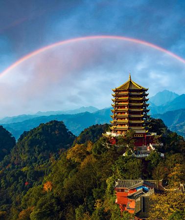 9天8晚 • 成都＋重慶＋張家界