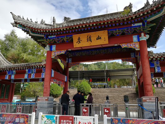 游中国四大石窟之一  麦积山