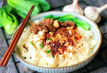 西安美食图片-油泼面