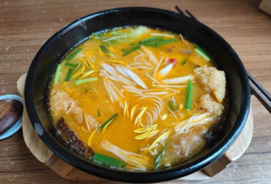 宝焱祥过桥米线