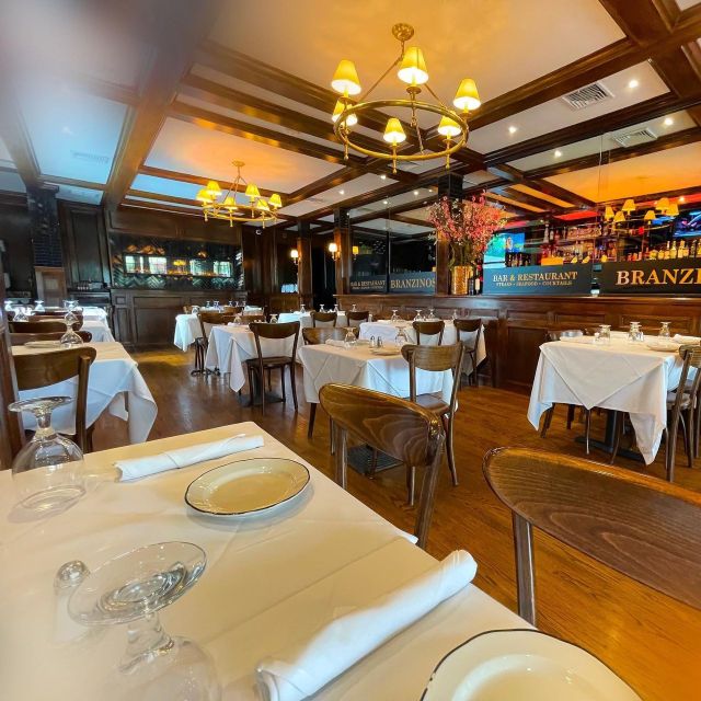 Branzinos Bar and Restaurant餐厅图片