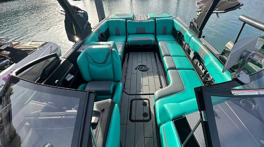 武汉木兰湖尾波冲浪基地