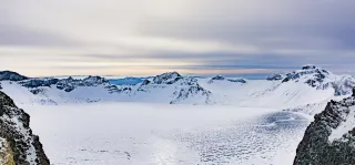 4-Day Antu Tour: Changbai Mountain Scenic Area, Hongsong Forest Park and Devils Drifting
