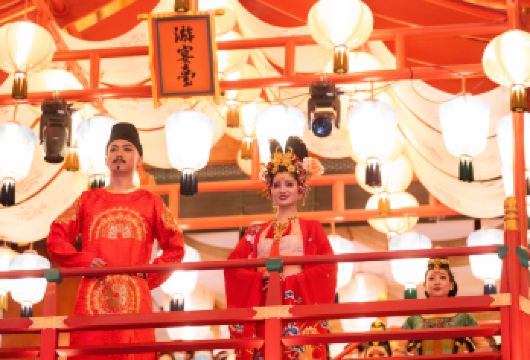 长安十二时辰主题街区+《驼铃传奇》秀【三环内接送/不限人群】【[出行无忧]赠送景区间接送服务 不限人群 车况良好出行无忧！】