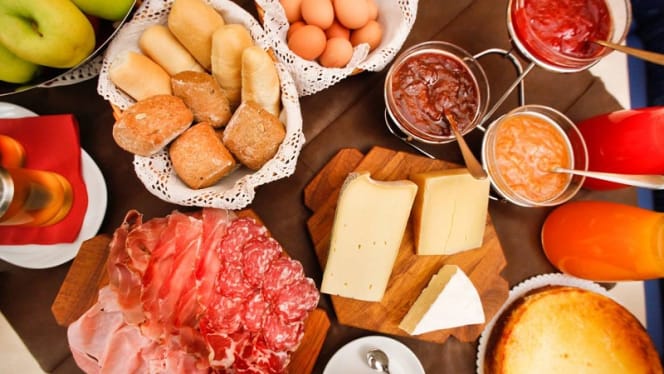 Agritur Eden Marone餐厅图片