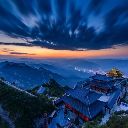 洛阳龙门石窟+老君山景区4日3晚自由行