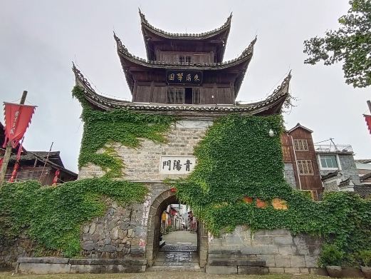 隆里古城