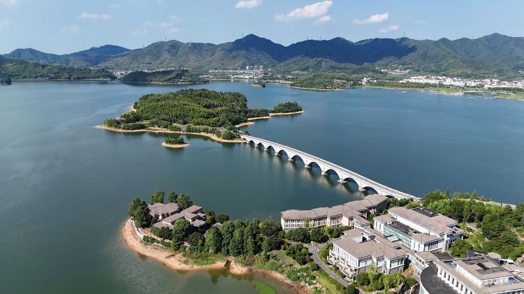 四明湖