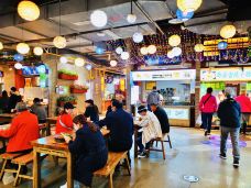 西宁新千观光夜市(夏都大街店)-西宁-长脸张少侠