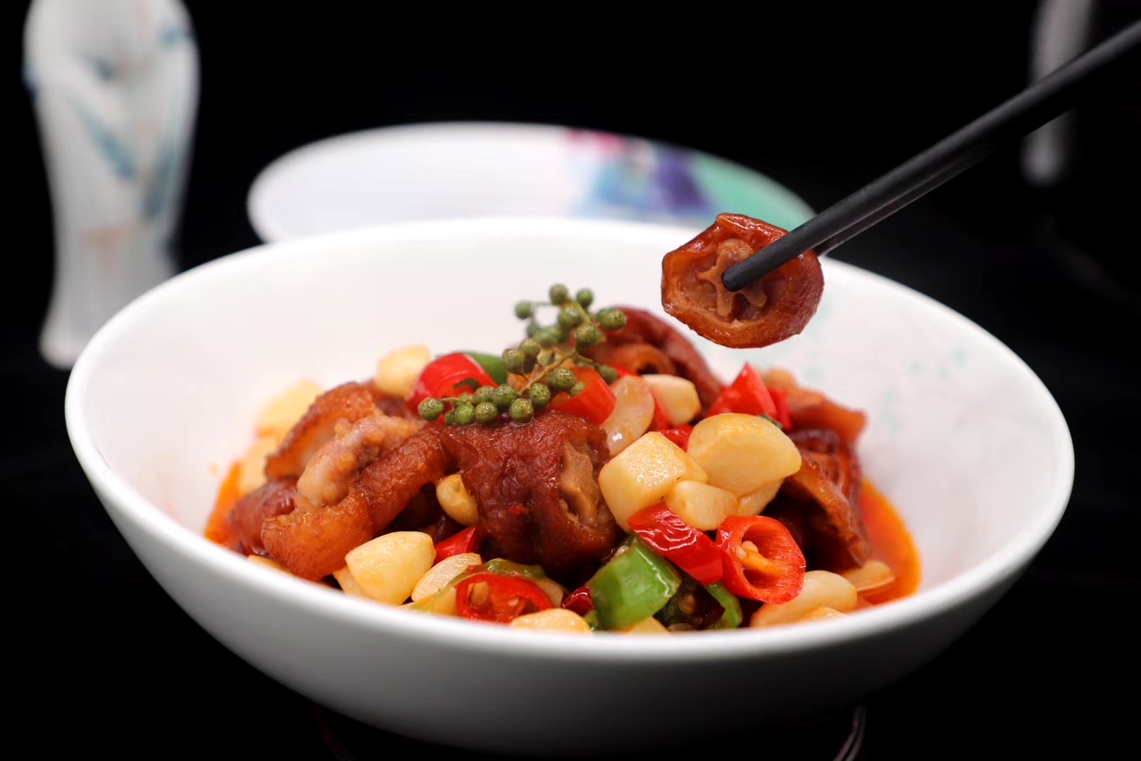 春山晓月(兴山店)