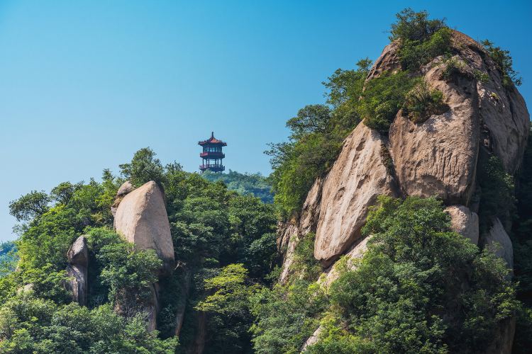 北京凤凰岭风景区 · 北京市 · AAAA级景点