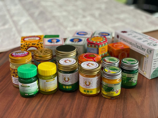 使用过泰国清凉油来评测~可以缓解昆虫叮咬、肌肉酸痛、头晕头痛，哪个牌子效果最好？