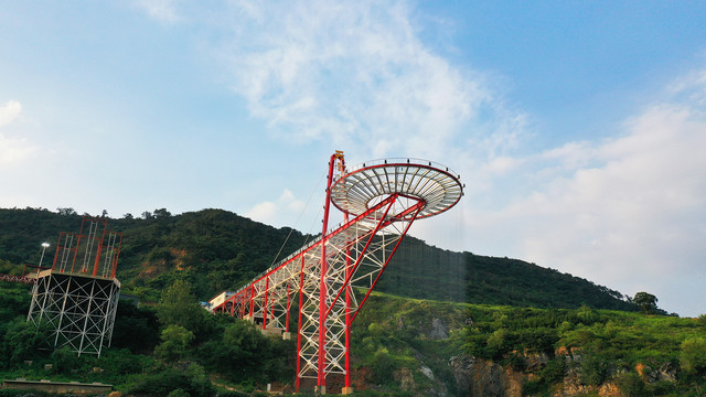 镇江新的网红景区—长山薰衣草彩虹小镇打卡记