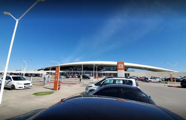 Location de voitures à Aéroport international de Carrasco