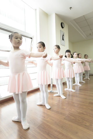 保亭儿童舞蹈拍摄:dance