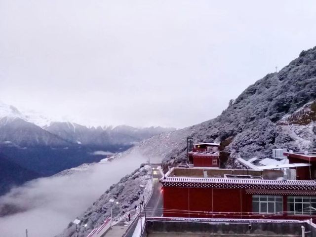 梅里雪山观景台旅行图片 4