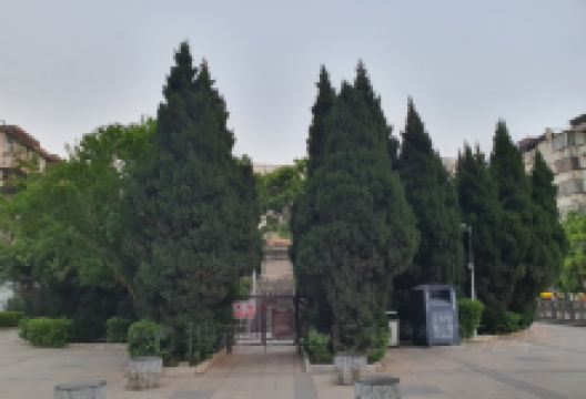 赛典赤衣冠塚景点图片