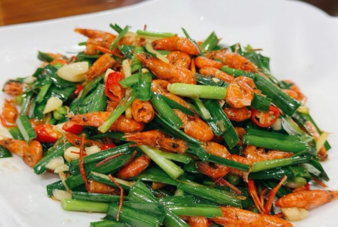 杨记抛鸭店·龙胜地道土菜馆